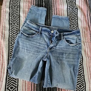 Maurices jeans